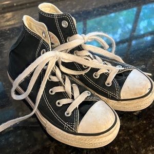 Size 11.5 Converse shoes high-tops